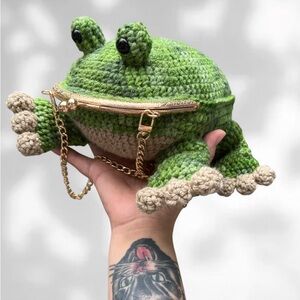 Handmade Green Frog Crochet Handbag